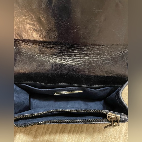 Sondra Roberts New York Blue Faux Croc Print Crossbody or Shoulder Bag or Clutch - Picture 9 of 16